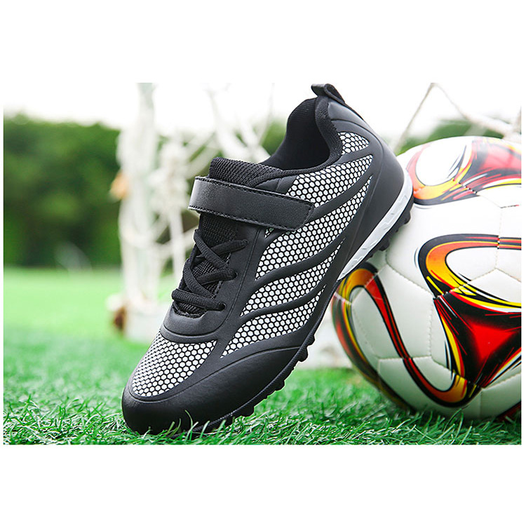 China OEM  ODM Service  Microfiber Leather Waterproof Outdoor Turf Soccer Shoes For Boys Girls