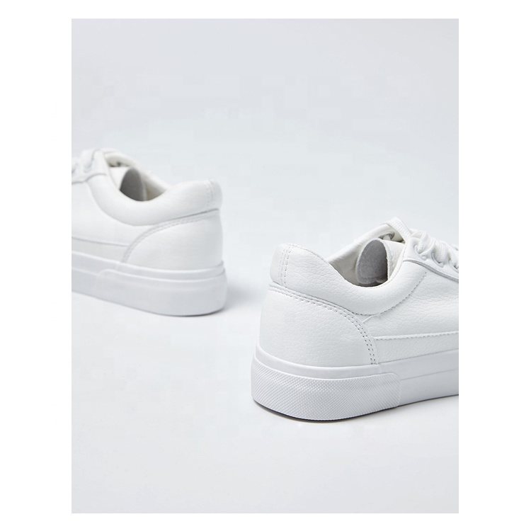 Outdoor Fashion Anti Slip Walking Sneakers White Flat Casual Shoes For Men Women